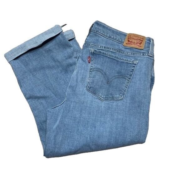 Cropped Levi’s 32 cuffed jeans - Picture 1 of 7